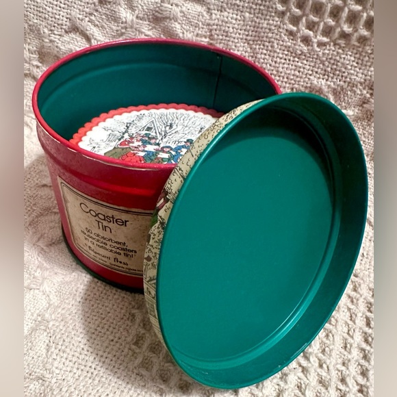 Vtg Christmas 🎄 Coaster Tin 33 Paper Coasters Inside By Potpourri Press… Opened - Picture 9 of 14
